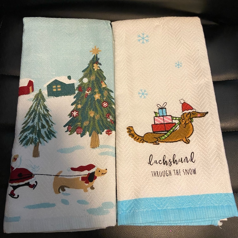 Dachshund Christmas 🎄 holiday towels